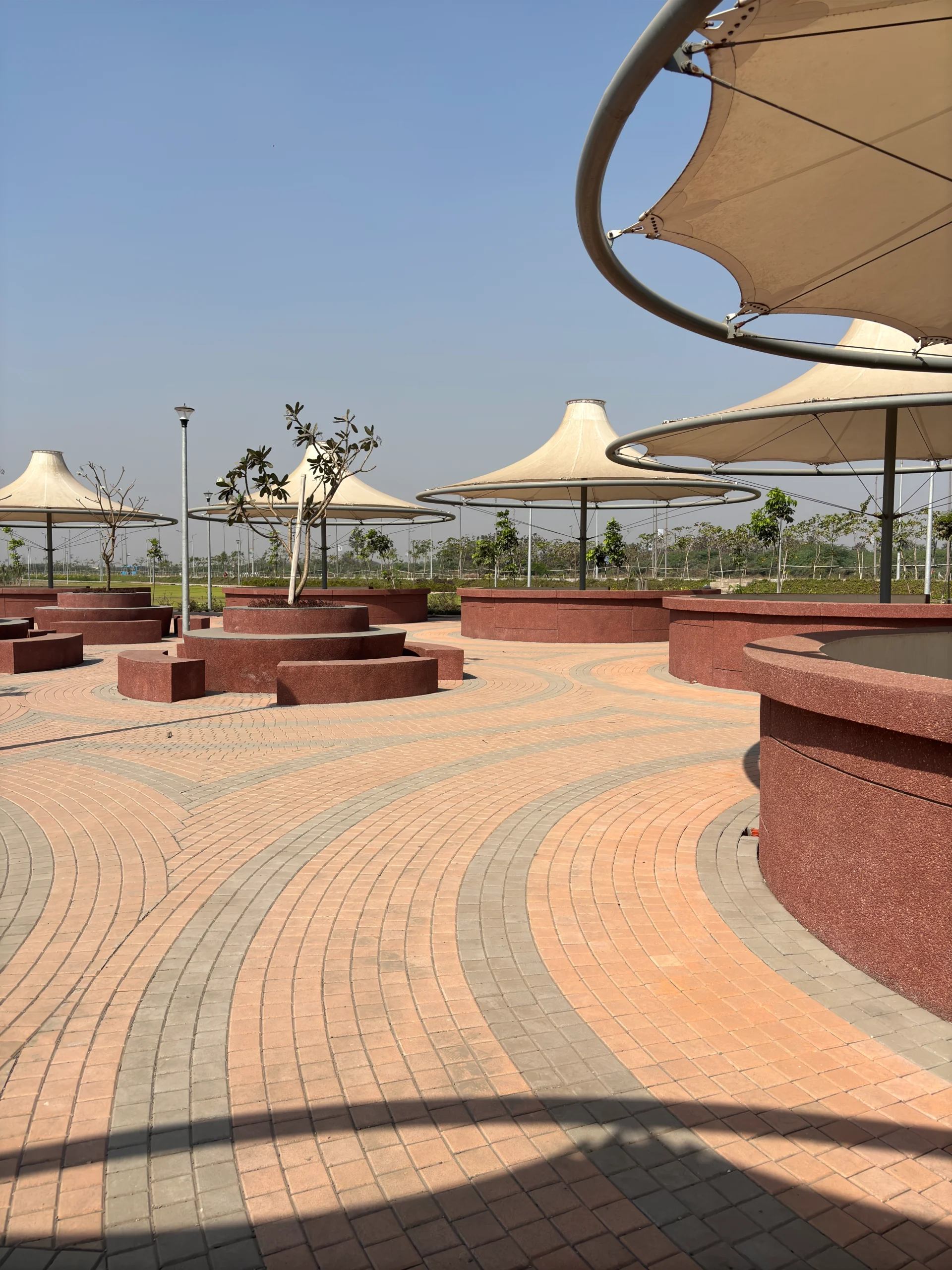 Eco-Parkside — driveway pattern