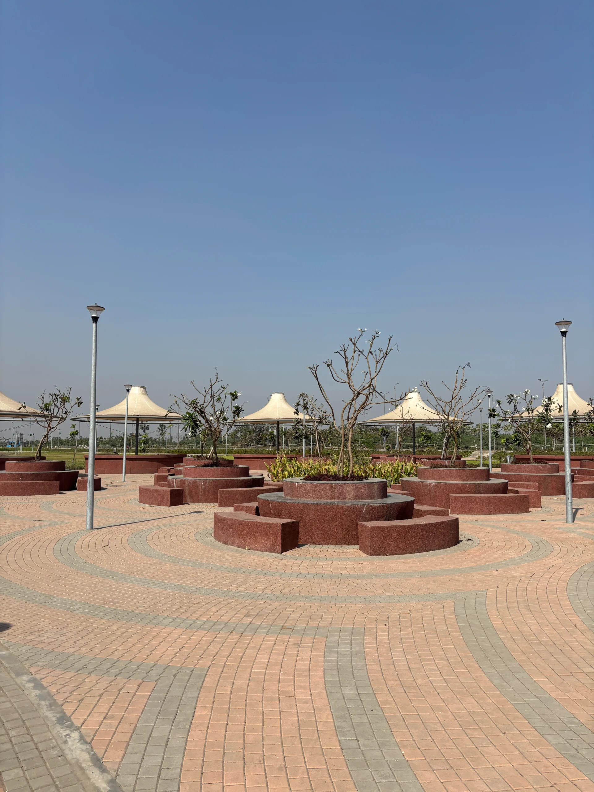 Eco-Parkside — facade transition